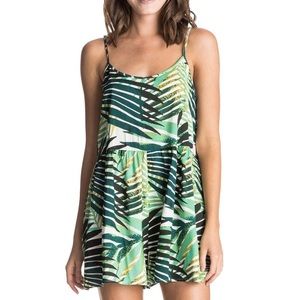 🌴 Roxy Palm-Print Romper